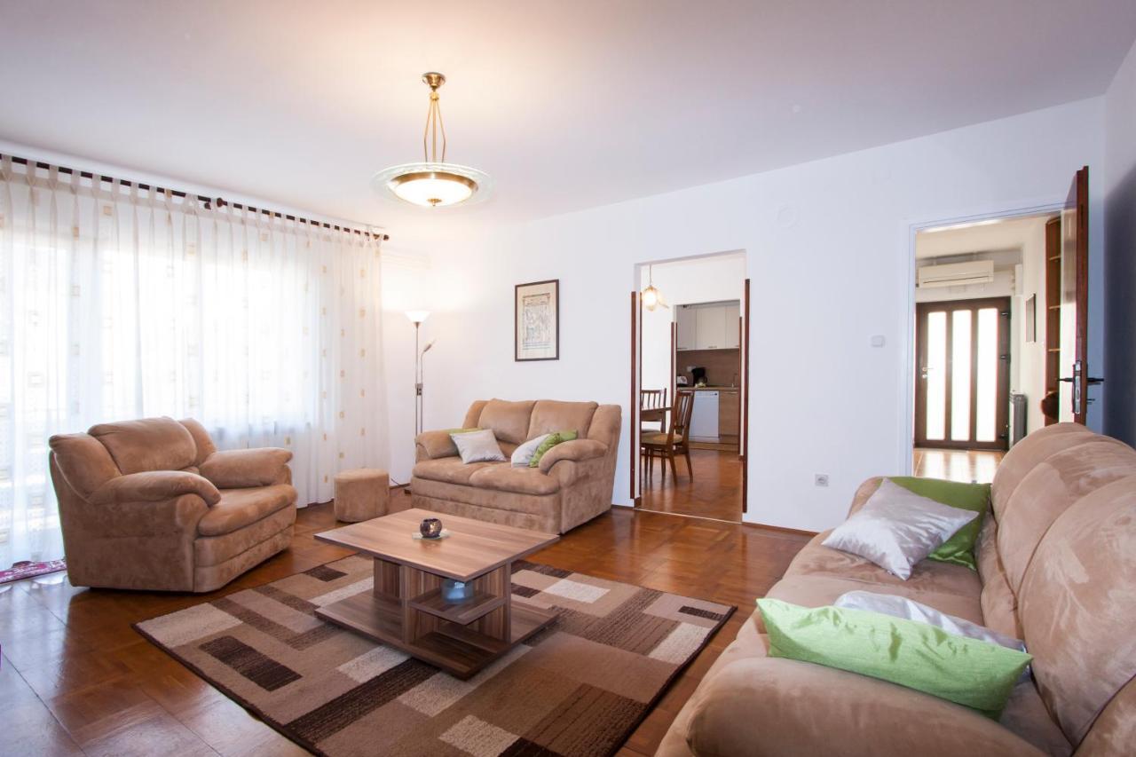 Apartment Nola By Rent Istria Porec Exterior photo